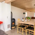 12 Person In Bredebro-by Traum